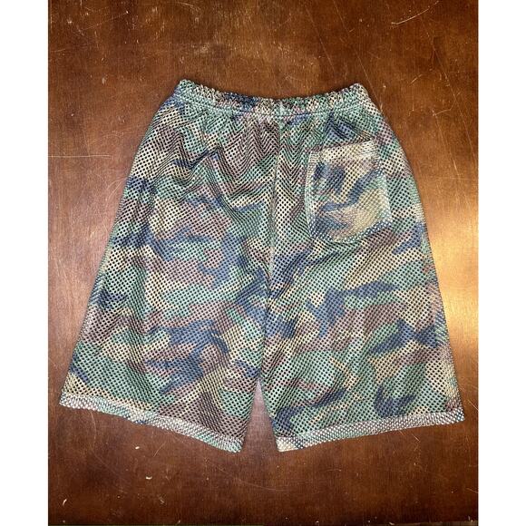 VTG 90s Tommy Hilfiger Camo Mesh Shirt and Shorts Set Size L - Picture 16 of 16